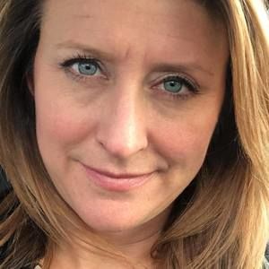 Meet your Posher, Cortney